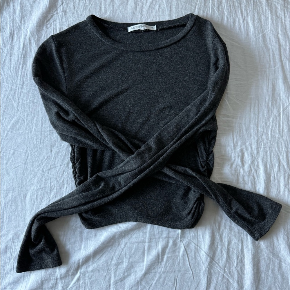 Brandy Melville Grey Long sleeve shirt